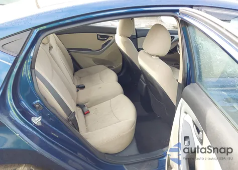 2016 Hyundai Elantra Se из США, поврежденный, VIN 5NPDH4AE6GH712506